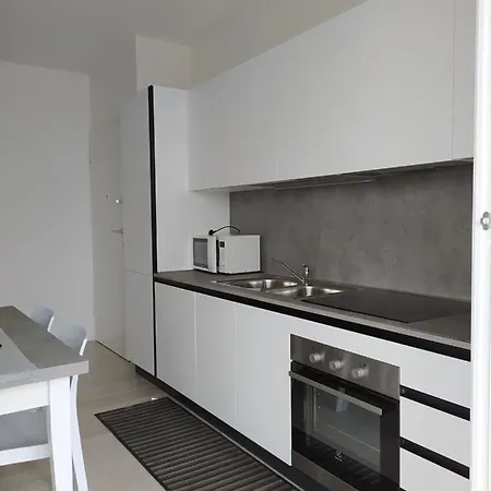 F2 - Viking Apartment *