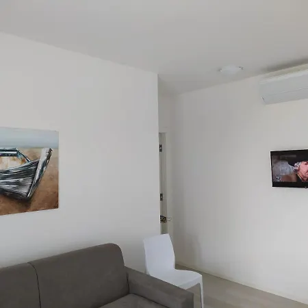 F2 - Viking Apartment *