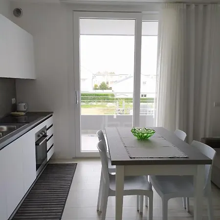 F2 - Viking Apartment *